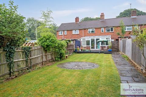 12 Luffs Meadow, Northchapel, Petworth, GU28 9HN
