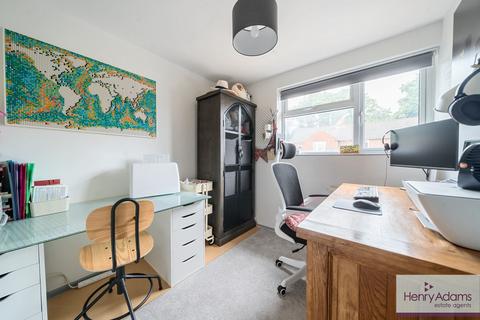 12 Luffs Meadow, Northchapel, Petworth, GU28 9HN