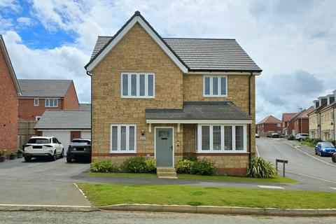 4 bedroom detached house for sale, Home Farm Drive, Boughton, Northampton, NN2 8ES