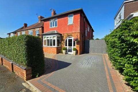 5 bedroom detached house for sale, Kingsley Avenue, Daventry, NN11 4AN