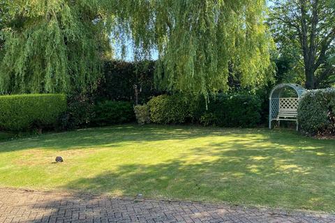 4 Ashpole Spinney, Northampton, NN4 9QB