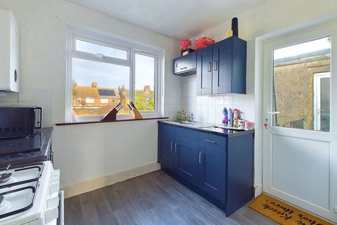 2 bedroom flat for sale, Centrecourt Road, Worthing, BN14 7AQ