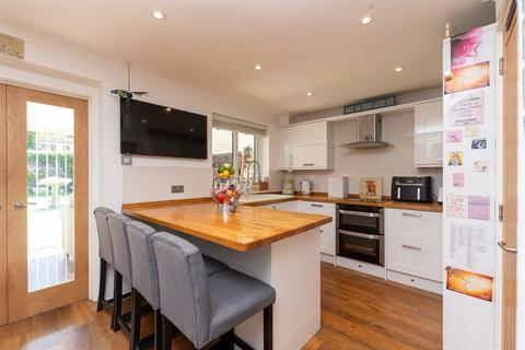 17 Churchside, Vigo, Gravesend, DA13 0SJ