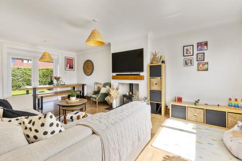 14 Halberts Crescent, Stirling, FK7 0LG