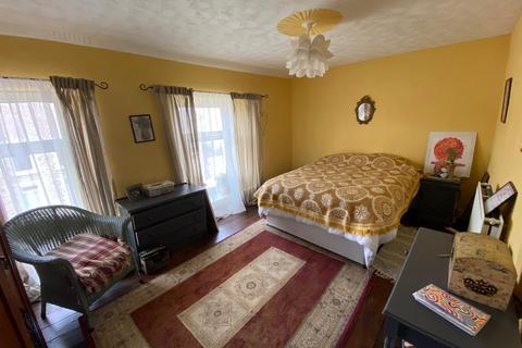 65 Danygraig Road, Neath, SA11 1UA