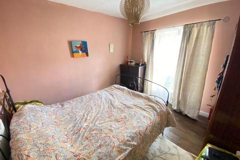 65 Danygraig Road, Neath, SA11 1UA
