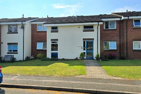 1 bedroom flat for sale, Elmhurst Court, Spinney Hill, Northampton, NN3 2LG