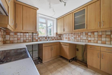 3 bedroom semi-detached house for sale, High Wycombe,  Downley,  Buckinghamshire,  HP13