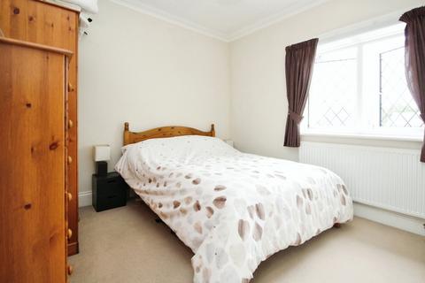 1 bedroom apartment for sale, R L Stevenson Avenue, WESTBOURNE, BH4