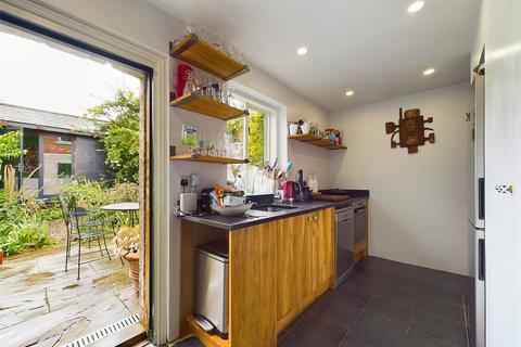 30 Morpeth Street, Gloucester, GL1 4TN