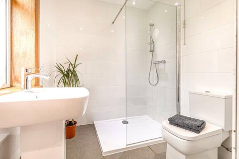 2 Solway Road, Bishopbriggs, Glasgow, G64 1QW