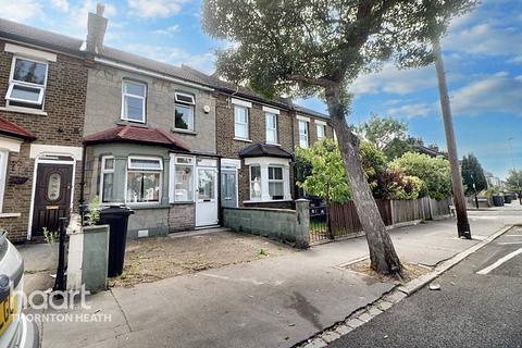 3 bedroom terraced house for sale, Moffat Road, Thornton Heath