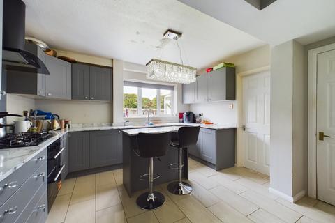 11 Cavendish Drive, Northampton, NN3 3DH