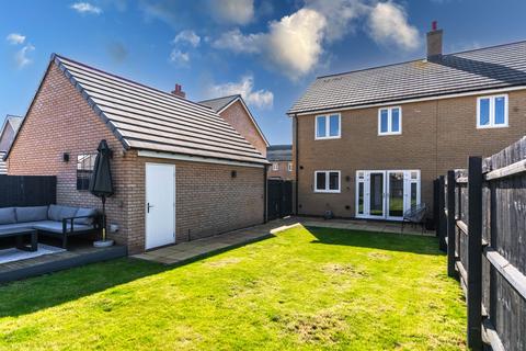 3 bedroom semi-detached house for sale, Hawking Way, Cottenham, CB24