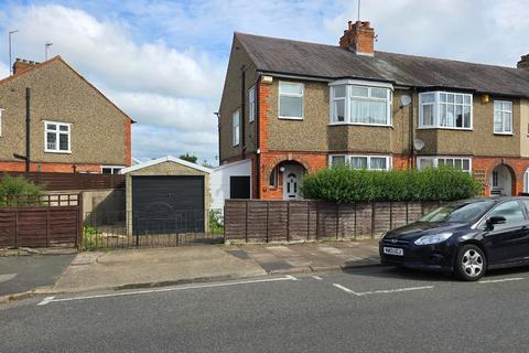 3 bedroom end of terrace house for sale, Broadway, Abington, Northampton, Northamptonshire, NN1 4SG