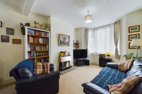 3 Cedar Road, Northampton, NN1 4RN