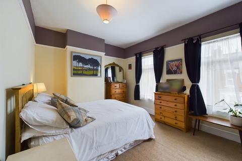 3 Cedar Road, Northampton, NN1 4RN