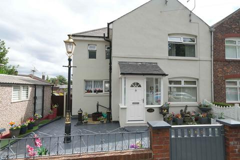 3 bedroom semi-detached house for sale, Oaklands Road, Salford