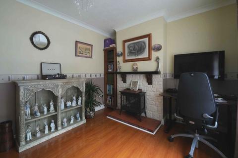 3 bedroom semi-detached house for sale, Oaklands Road, Salford