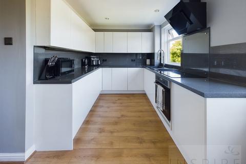 29 Aintree Road, Crawley, RH10 6LR