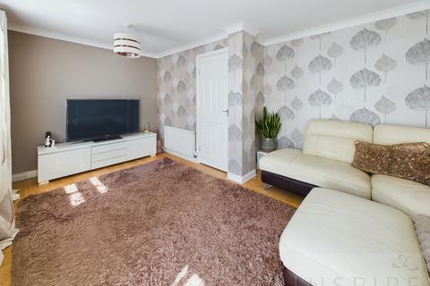 29 Aintree Road, Crawley, RH10 6LR