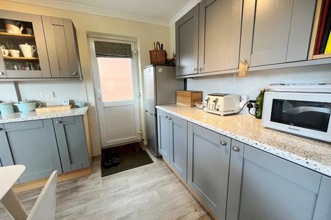 10 Badgers Walk, Northampton, NN2 8AU