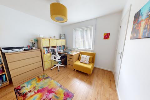 10 Berrydale, Northampton, NN3 5EQ