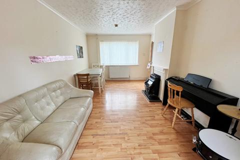 10 Chalcombe Avenue, Northampton, NN2 8JQ