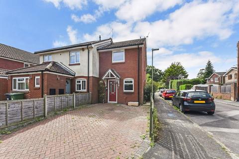 65 Durford Road, Petersfield, GU31 4ER
