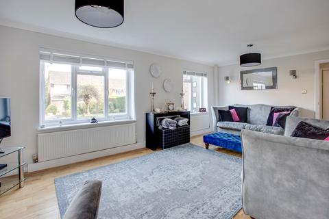 15 Coat Wicks, Seer Green, Beaconsfield, HP9 2YR