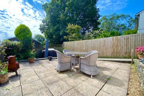 192 Longfield, Falmouth, TR11 4ST
