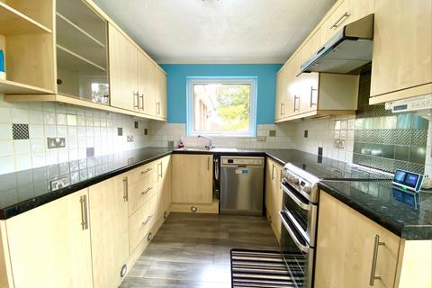 192 Longfield, Falmouth, TR11 4ST