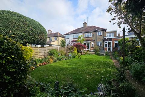 45 Kingsway, Northampton, NN2 8HD
