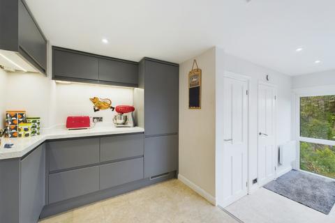 45 Kingsway, Northampton, NN2 8HD