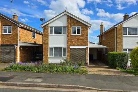 136 Bridgewater Drive, Northampton, NN3 3BB