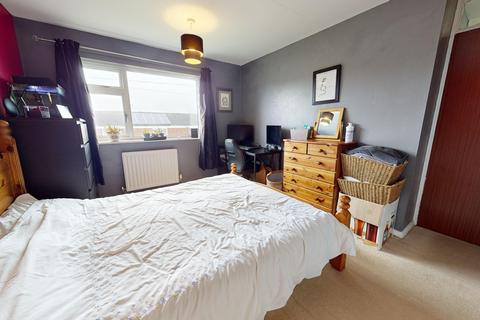 14 Arnull Crescent, Daventry, NN11 9AY
