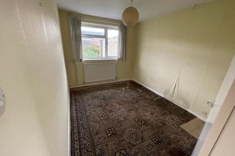 5 Shepherd Close, Northampton, NN2 8QQ