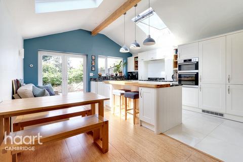114 Kendal Way, Cambridge, CB4 1LT