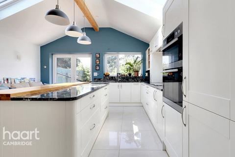 114 Kendal Way, Cambridge, CB4 1LT