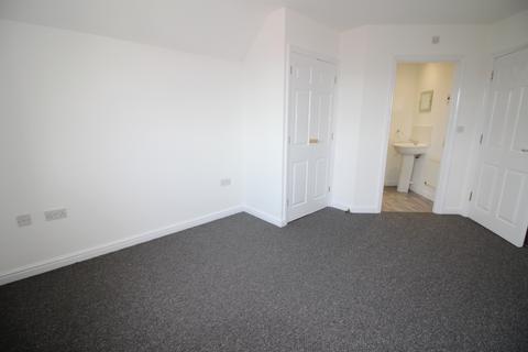 2 bedroom apartment to rent, Ray Mercer Way, Kidderminster, DY10