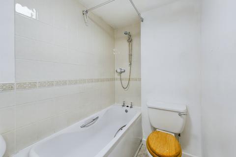 53 Barry Road, Northampton, NN1 5JS