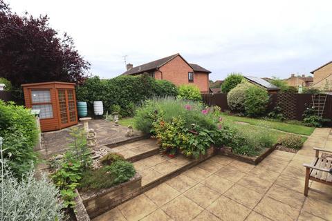 19 Alsace Close, Northampton, NN5 6HX