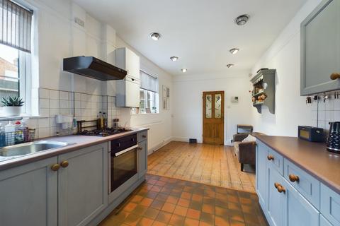 2 Cedar Road, Northampton, NN1 4RN