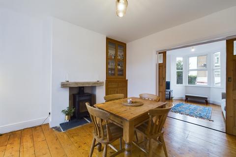 2 Cedar Road, Northampton, NN1 4RN