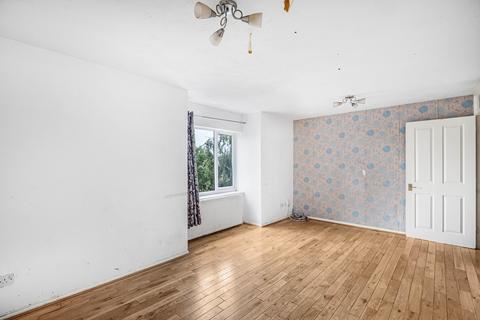 2 bedroom flat for sale, Franklin Way, Croydon