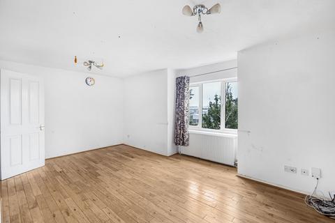 2 bedroom flat for sale, Franklin Way, Croydon