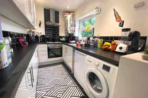70 Junction Road, Northampton, NN2 7HS
