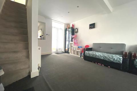 70 Junction Road, Northampton, NN2 7HS