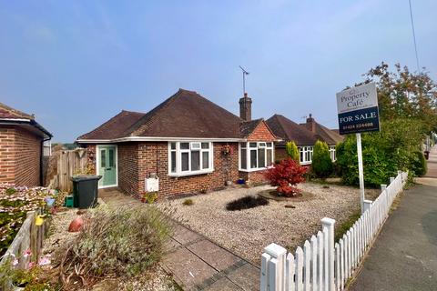 2 bedroom detached bungalow for sale, Hillcrest Avenue, Bexhill-on-Sea, TN39