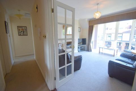 2 bedroom apartment for sale, Windsor Road, Old Windsor, Berkshire, SL4